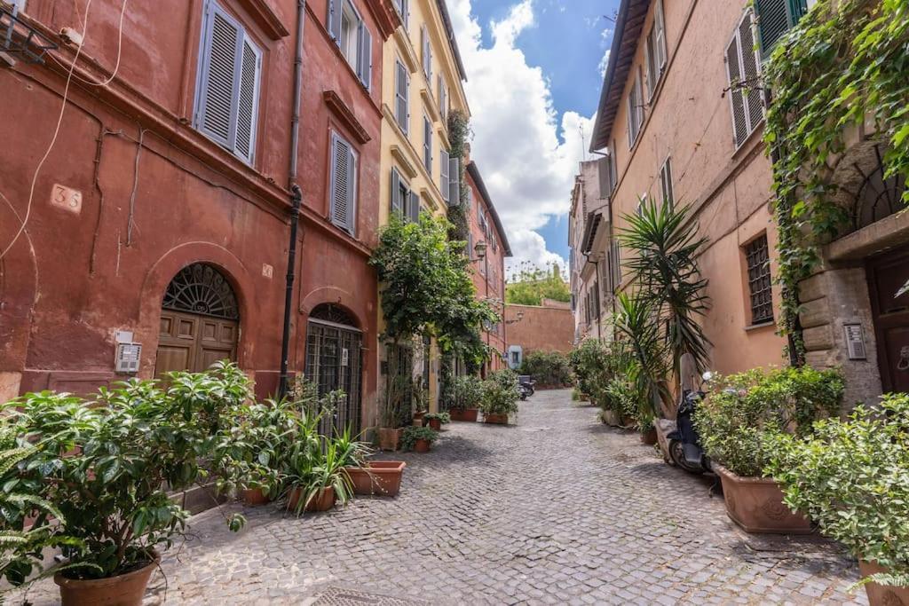 Trastevere Vicolo Del Leopardo Apartment Rom
